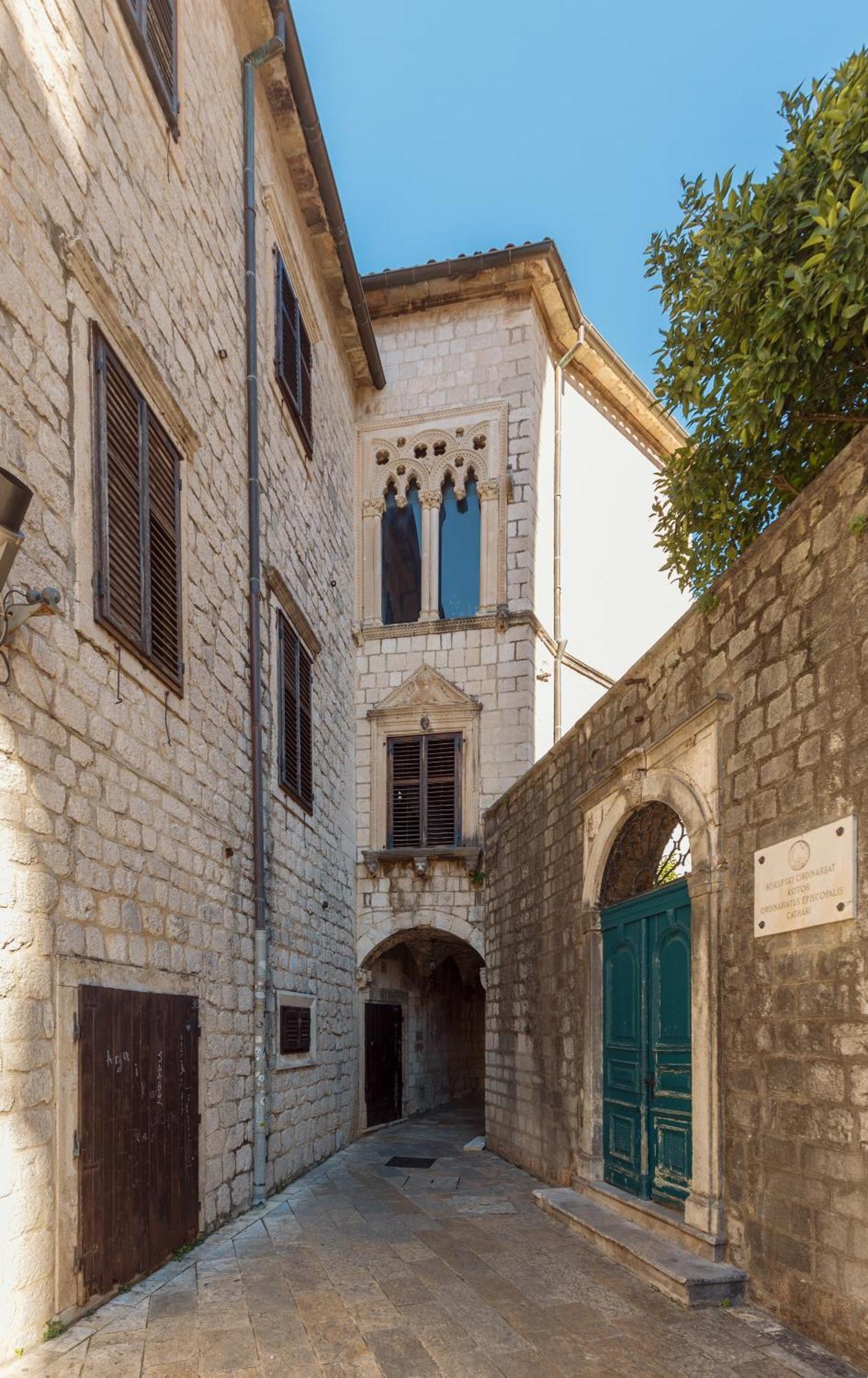 Old Town St Tryphon Apartment Котор Екстер'єр фото
