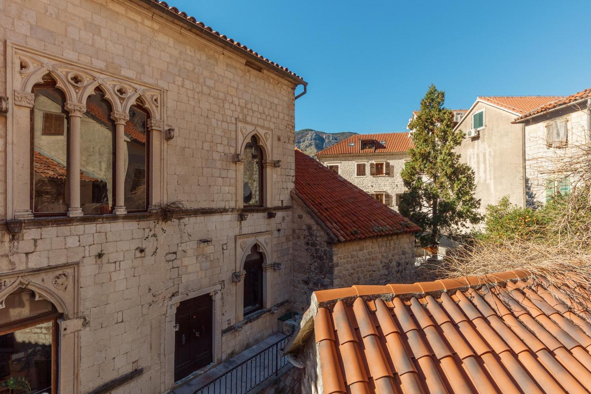 Old Town St Tryphon Apartment Котор Екстер'єр фото